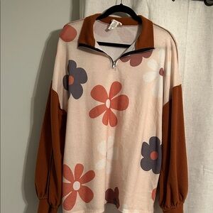 BiBi White and Tan Knit Top